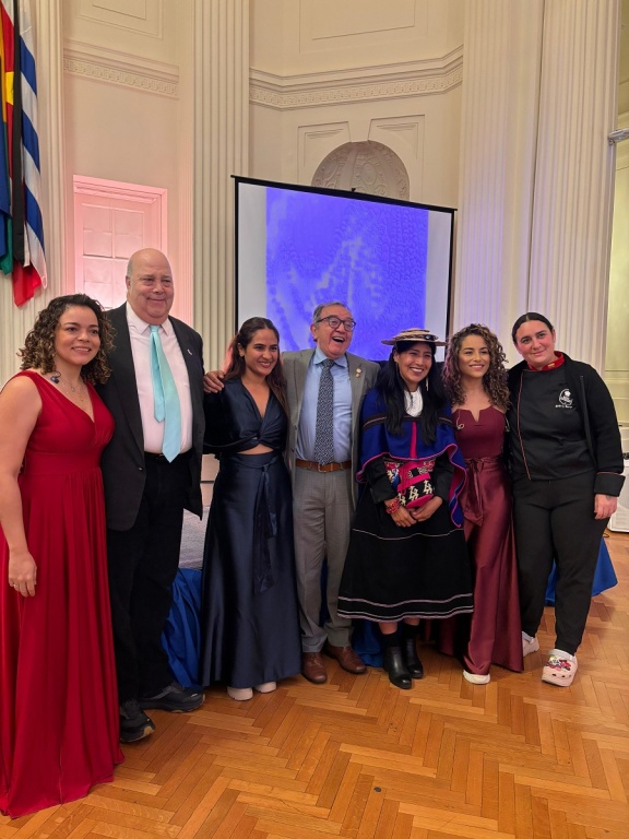 Ellas Transforman: Paz, Equidad y Desarrollo Regional