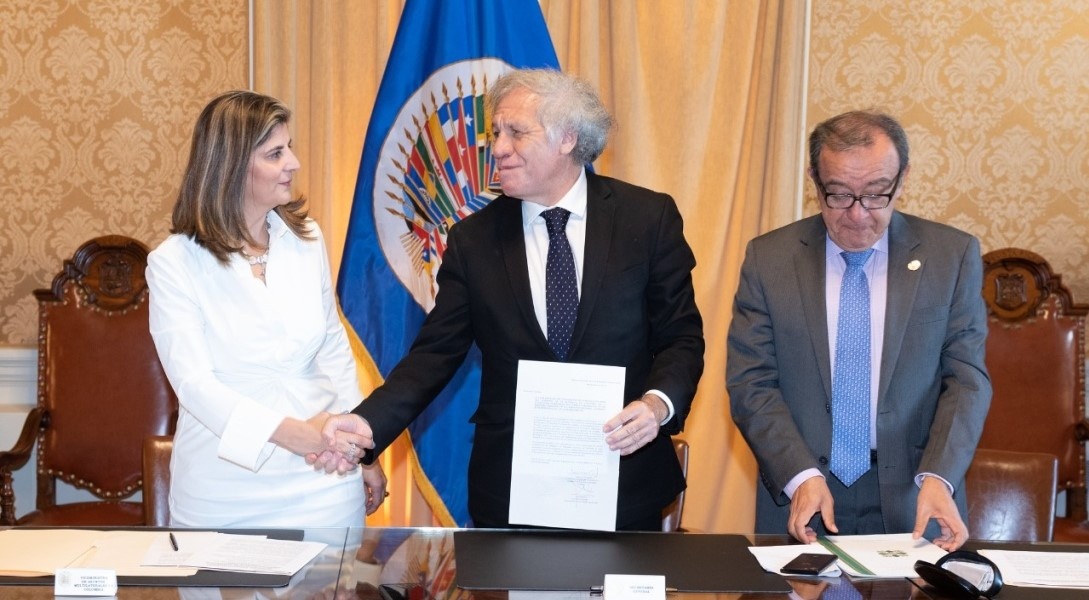 Viceministra Laura Gil oficializó ante el Secretario General de la OEA la adhesión de Colombia a la Convención Interamericana sobre la Protección de los Derechos de las Personas Mayores