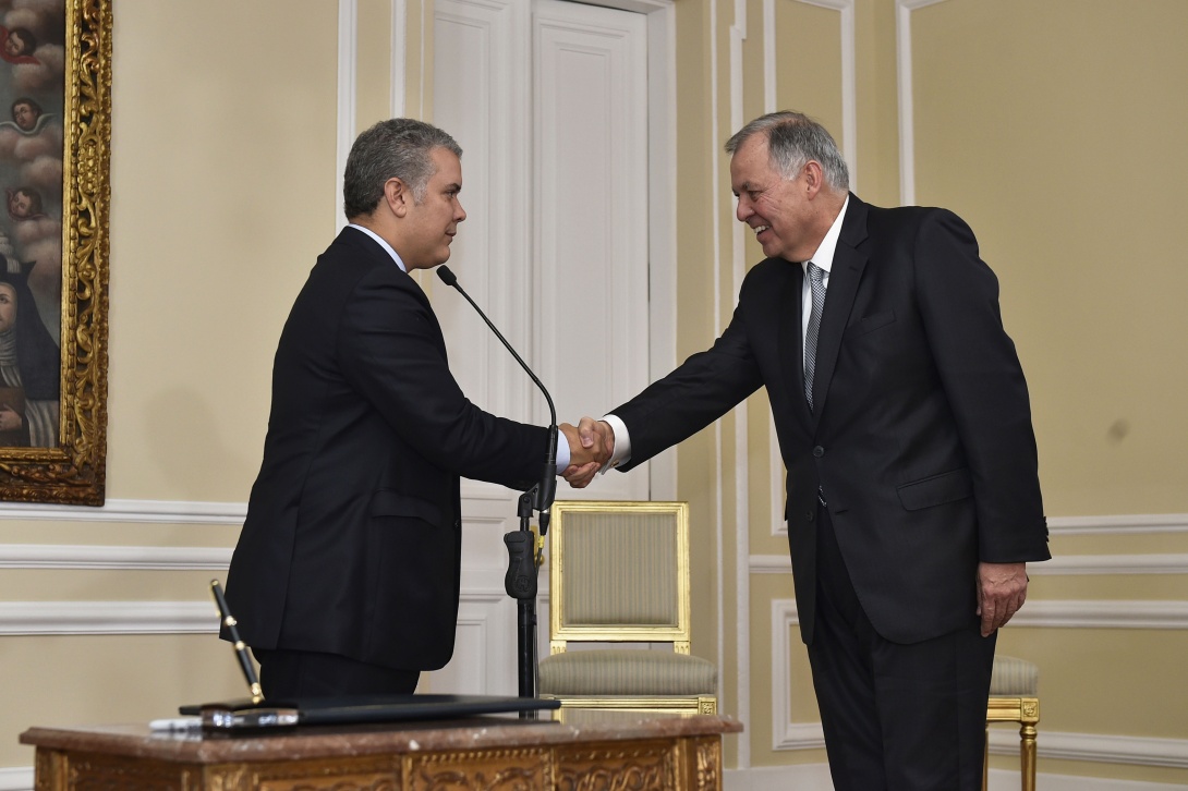 “Me complace que asuma este reto en la OEA”: Presidente Duque durante posesión de Alejandro Ordoñez “Me complace que asuma este reto en la OEA”: Presidente Duque durante posesión de Alejandro Ordoñez
