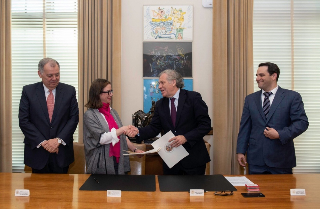 OEA y Colombia firman acuerdo para realizar la 49ª Asamblea General del organismo en Medellín OEA y Colombia firman acuerdo para realizar la 49ª Asamblea General del organismo en Medellín